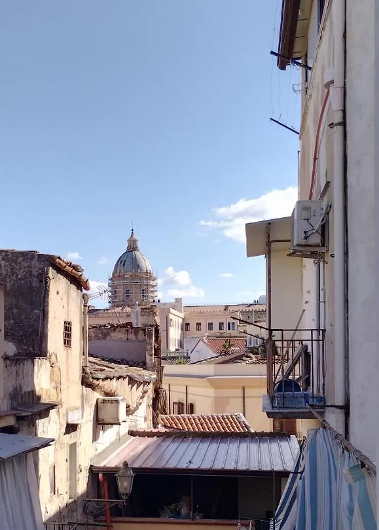 Dome Suite La Cupoletta Palermo 0*,  Italy